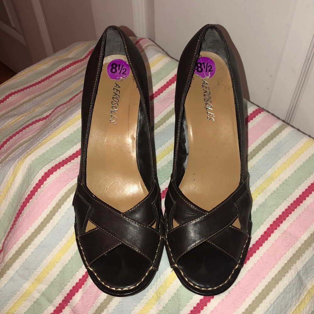 Aerosols brown leather wedge